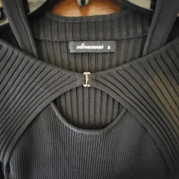 Olivaceous Black Ribbed Long Sleeve Sweater size Small - Picture 3 of 3